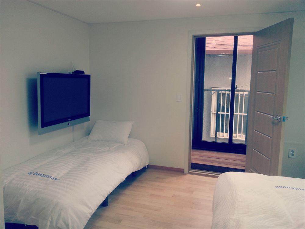 Rumah tetamu Iu Myeongdong Seoul