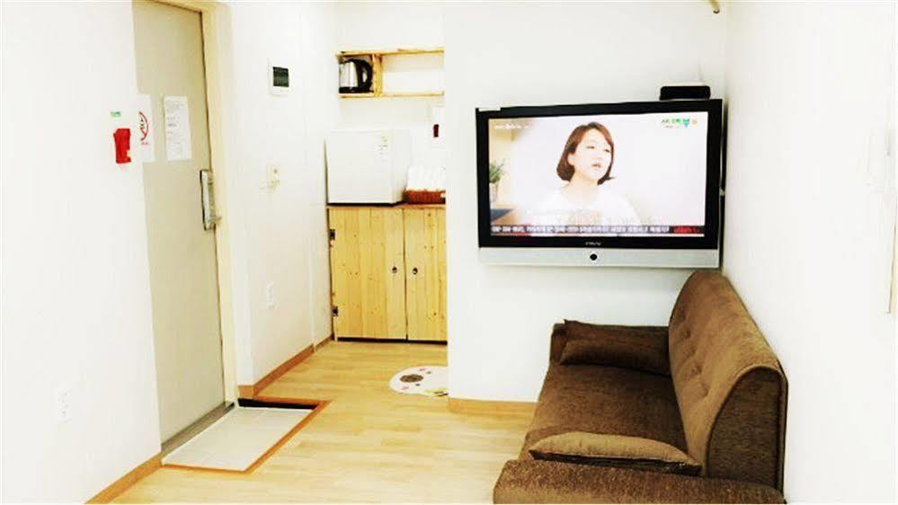 Iu Myeongdong Rumah tetamu Seoul